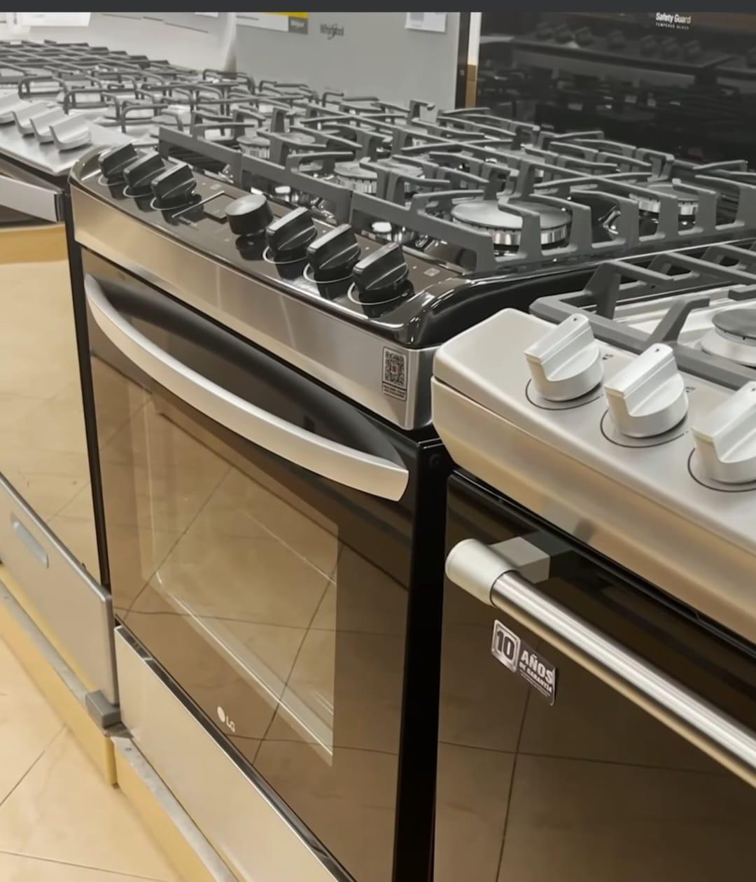 $!‘El Químico’ anuncia rifa de auto por el Día de las Madres en Mazatlán