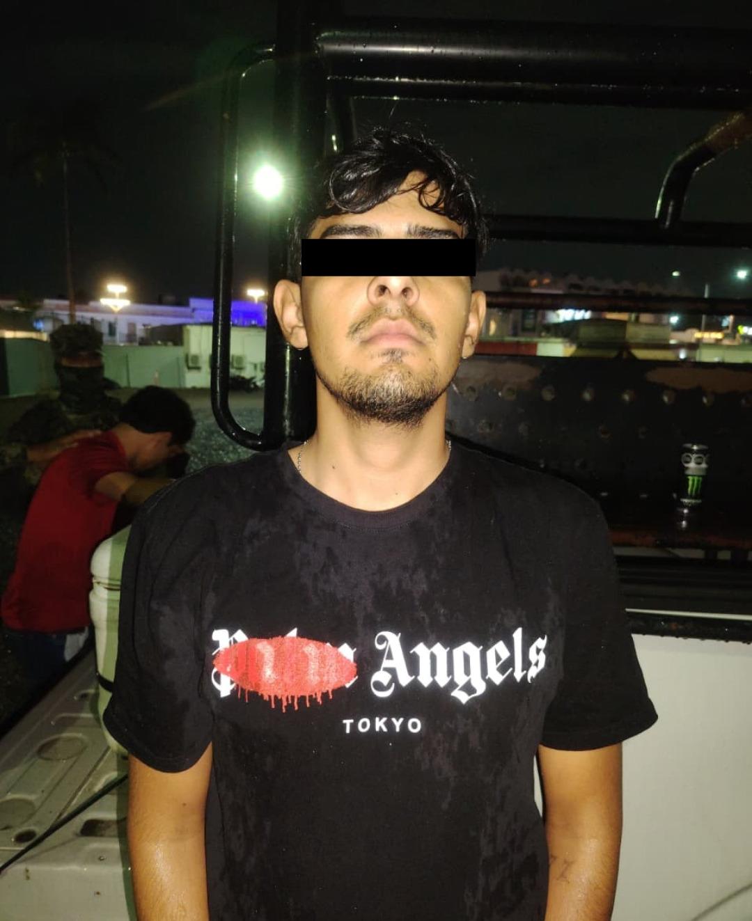 $!Detiene la Marina a 3 jóvenes armados en la zona hotelera de Mazatlán