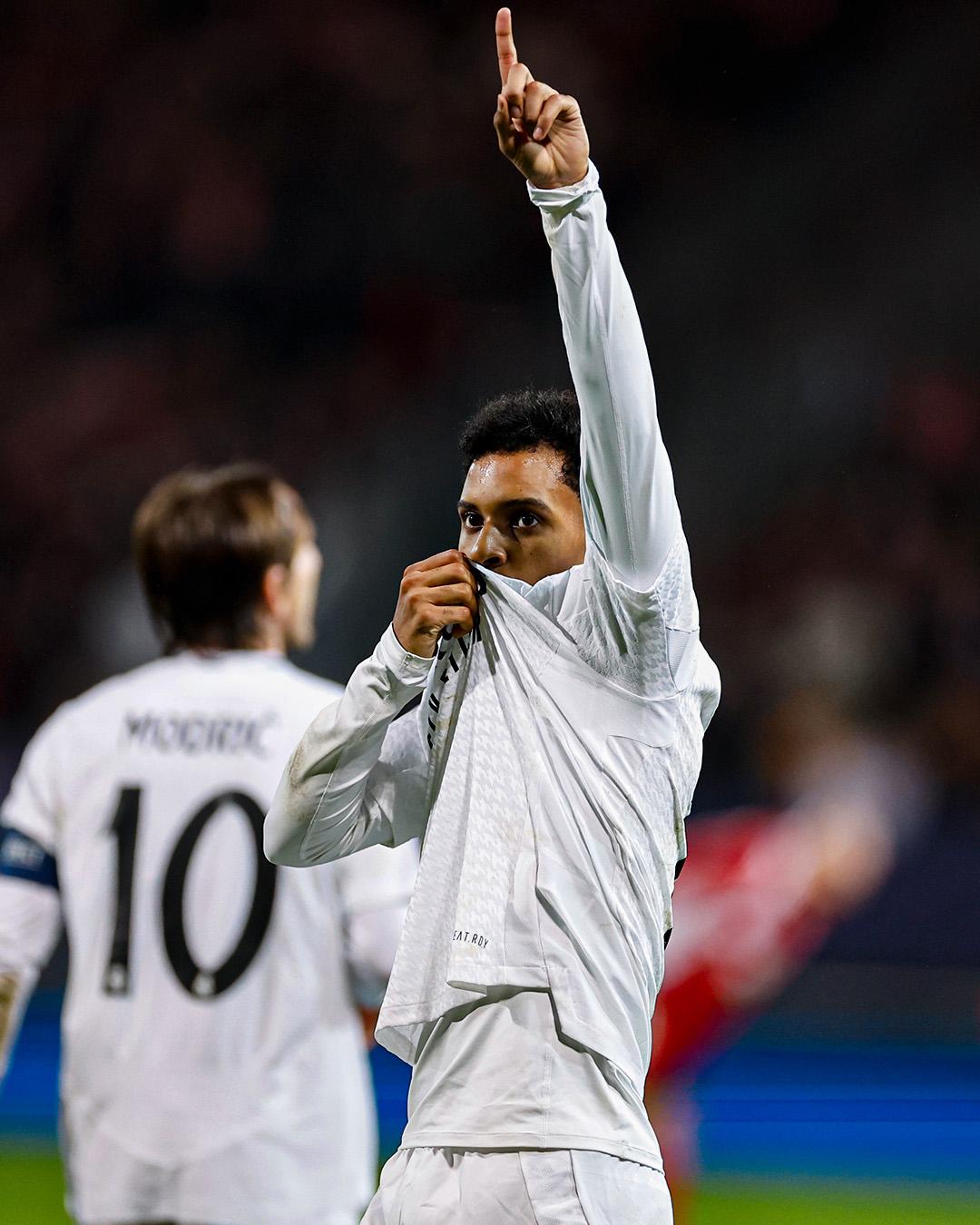 $!Real Madrid cierra la primera fase venciendo al Brest con un doblete de Rodrygo