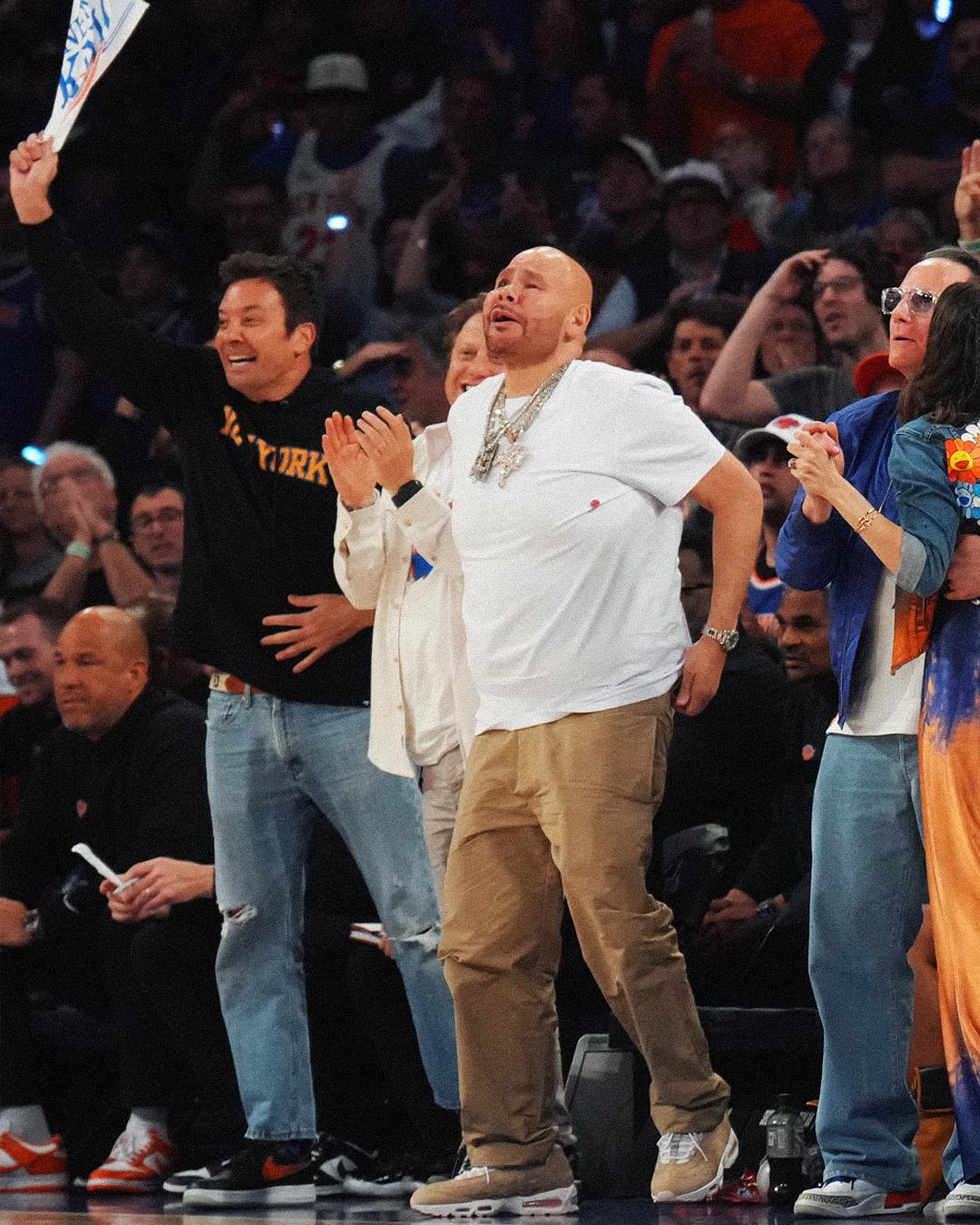$!Personalidades del espectáculo festejaron con fans victoria de Knicks en el Juego 4