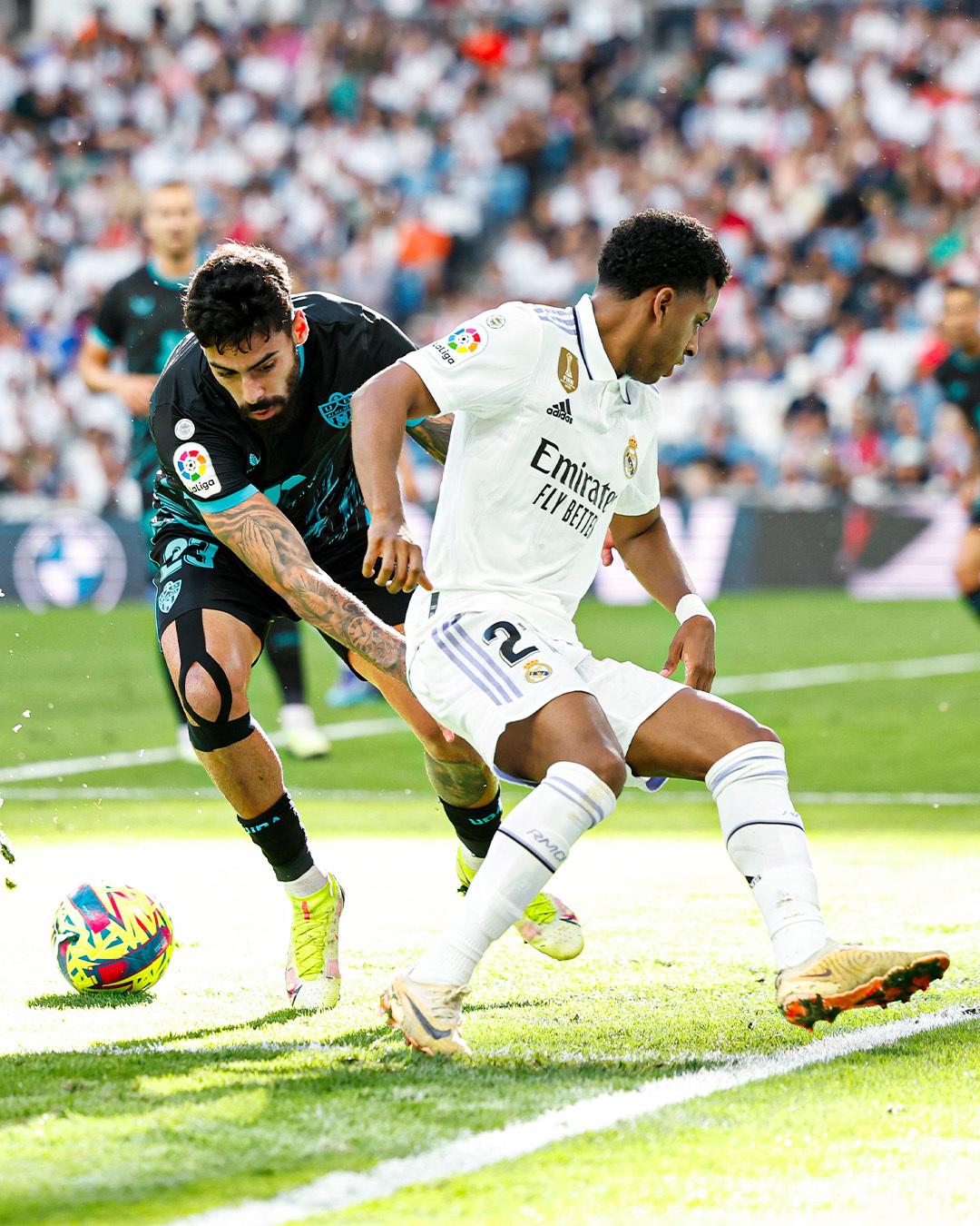 $!Karim Benzema supera a Hugo Sánchez como goleador en LaLiga