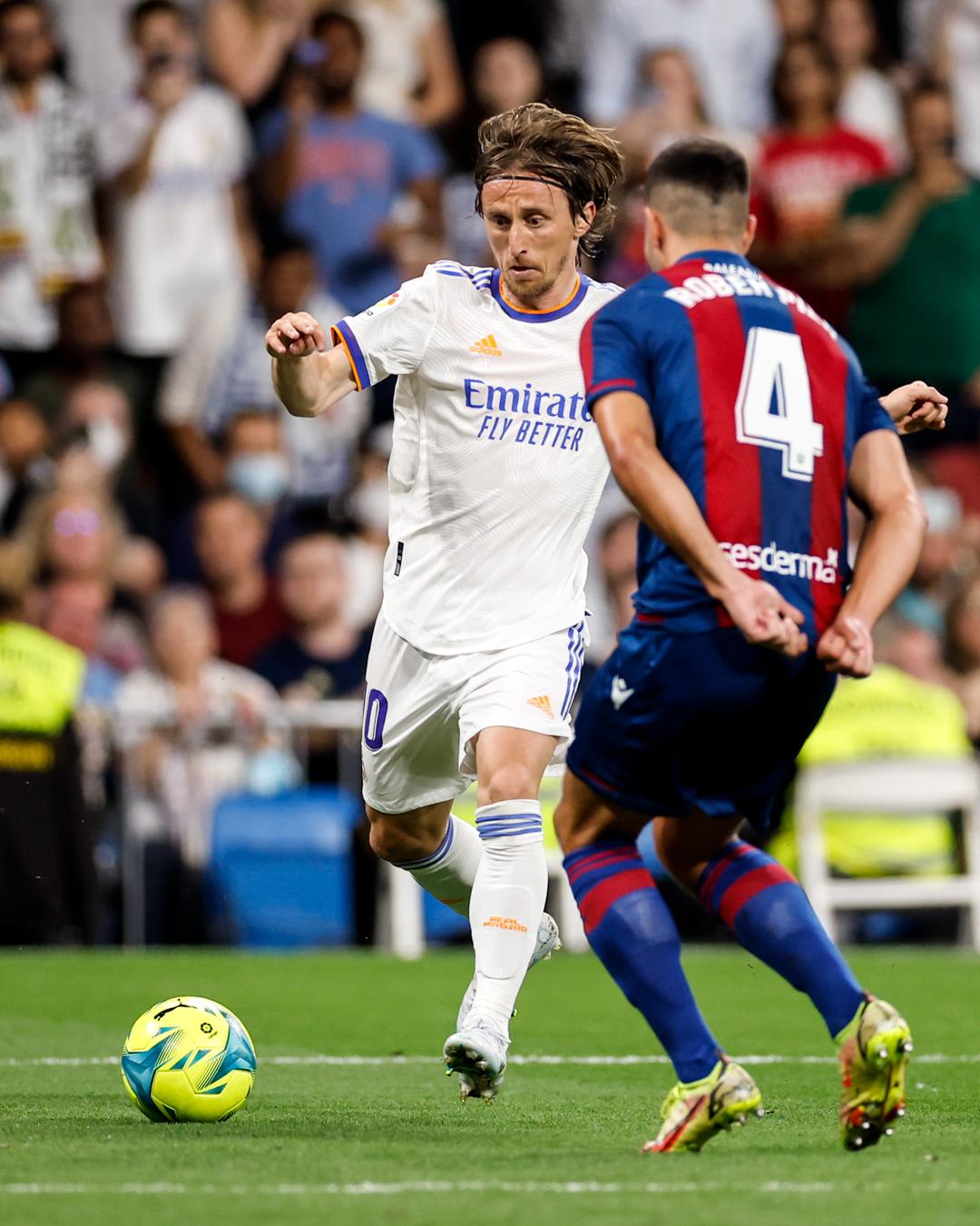 $!Real Madrid golea 6-0 al Levante y lo condena al descenso