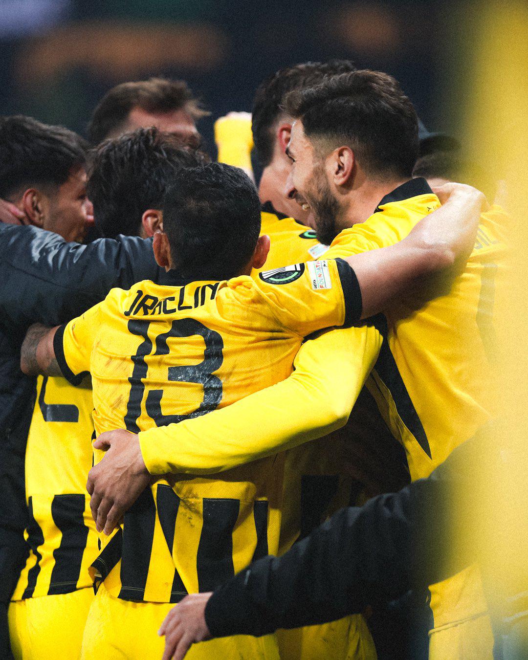 $!Mexicanos brillan en cierre dramático de la Conference League