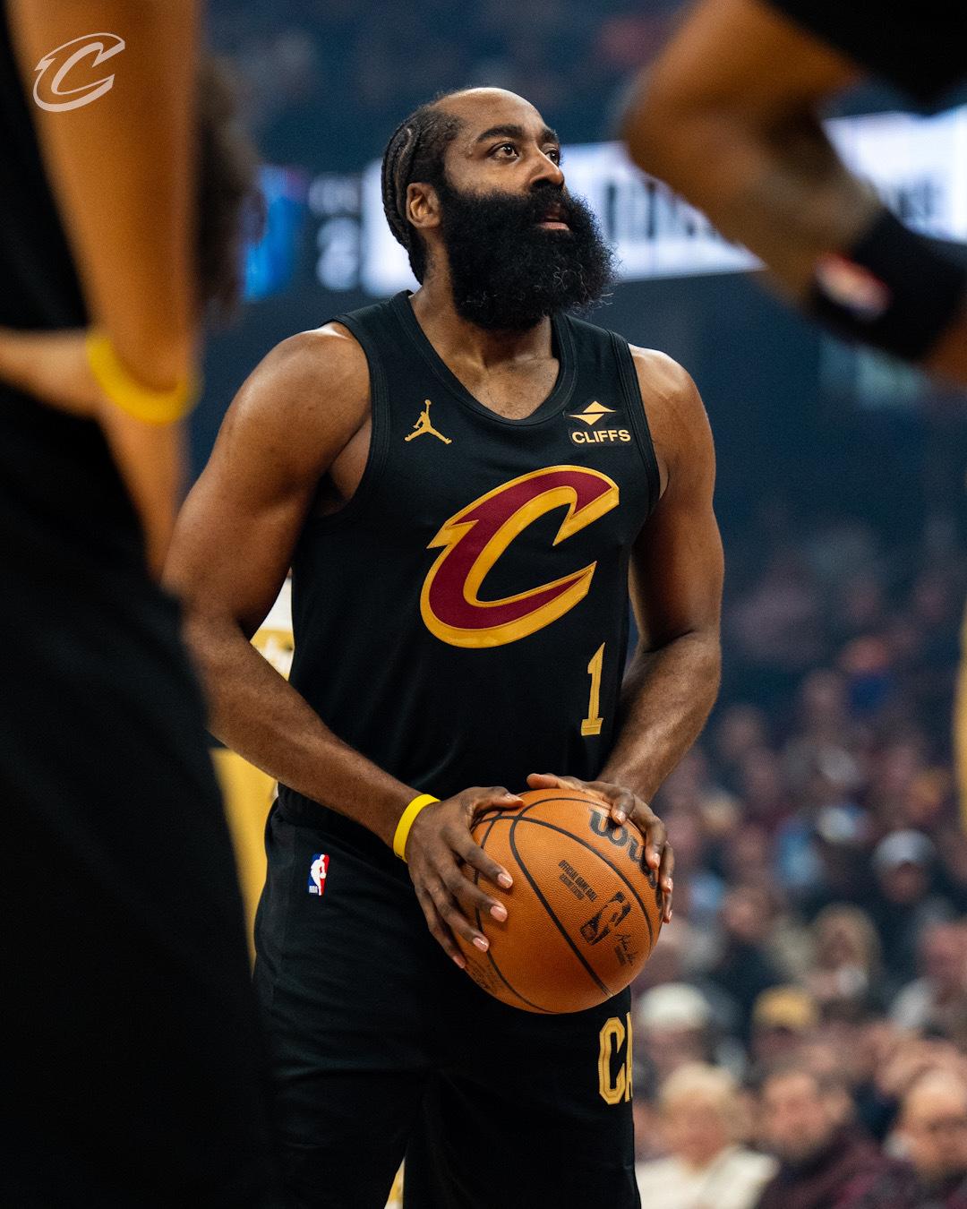 $!James Harden es arrestado en Houston por presunta portación ilegal de arma