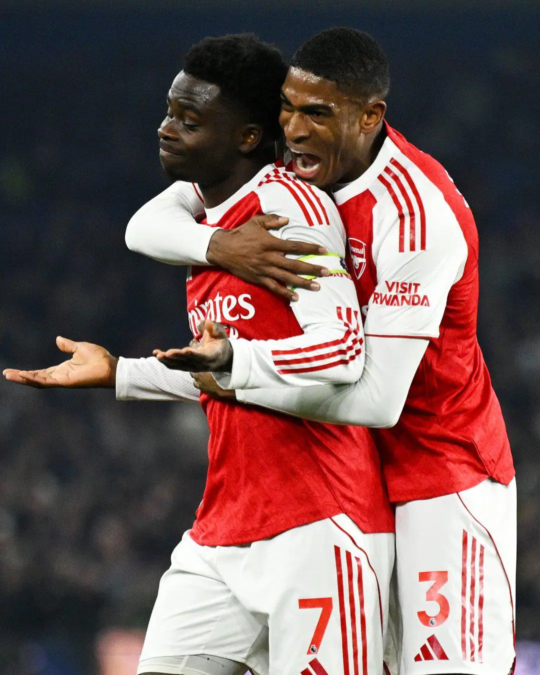 $!Arsenal resiste y mantiene el liderato en la Premier League