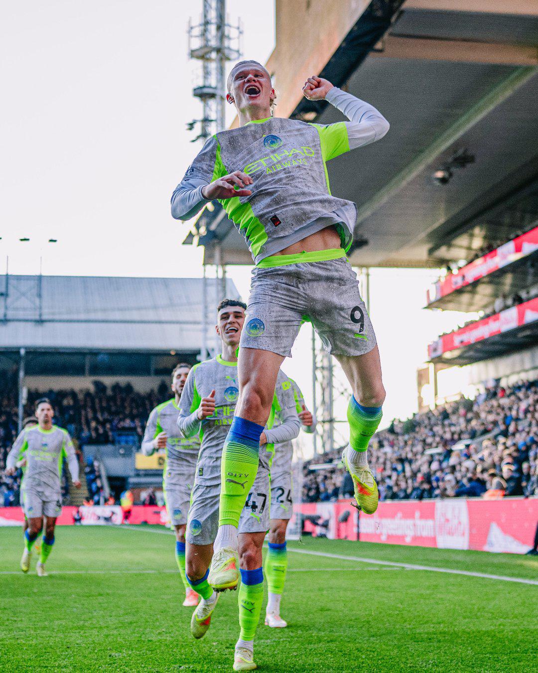 $!Haaland y Foden guían al City en Selhurst Park