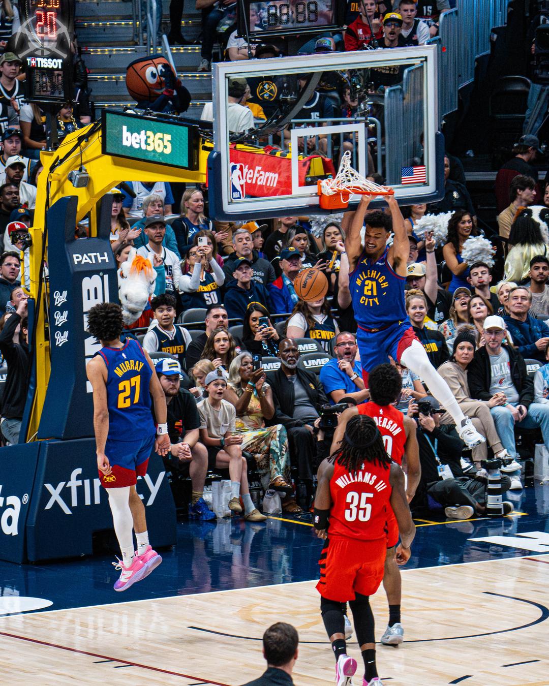 $!Jokic firma triple-doble y Nuggets dominan a Portland