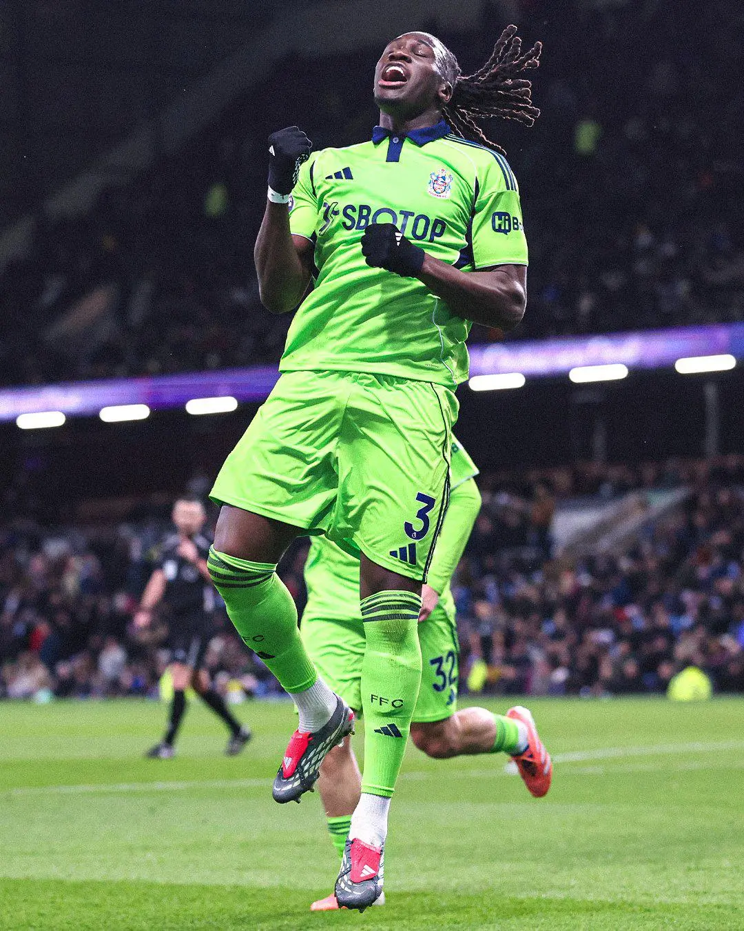 $!Fulham logra triunfo histórico en Burnley con Raúl Jiménez como titular