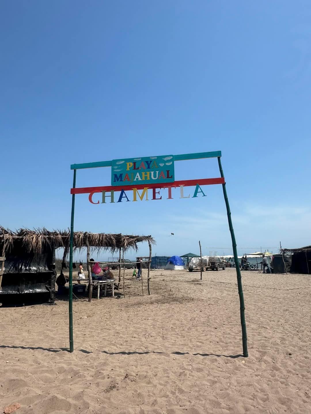 $!Playa El Majahual resurge como destino turístico gracias al impulso de vecinos de Chametla