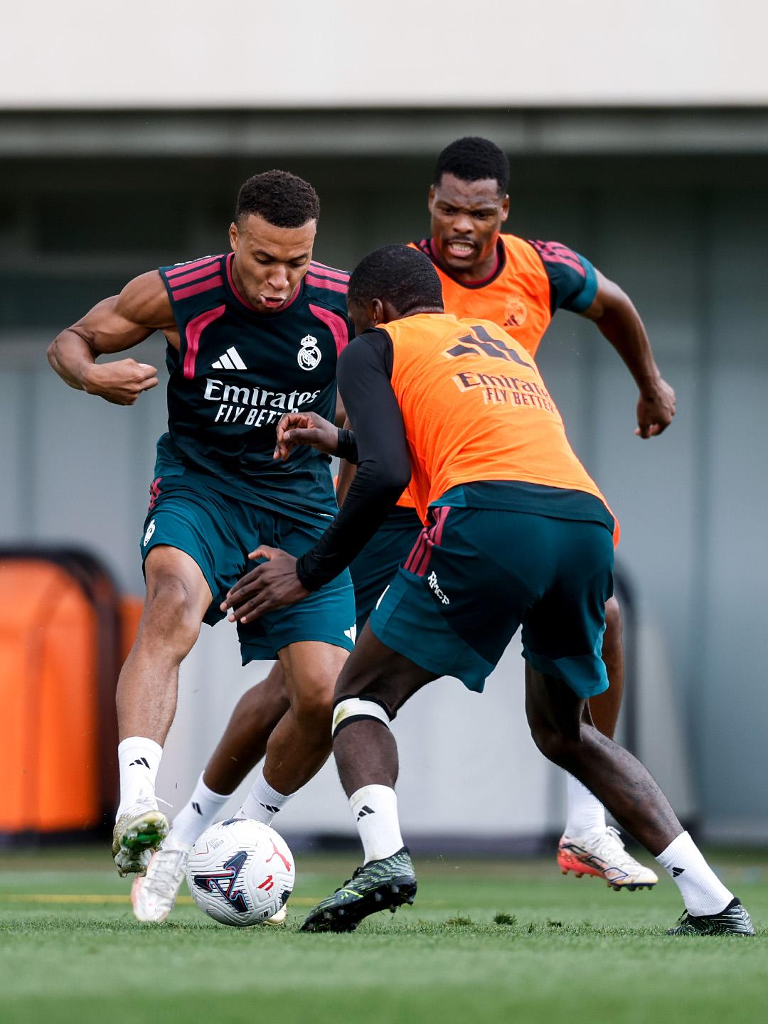 $!José Mourinho postula a Kylian Mbappé al Balón de Oro y descarta que deba premiarse el palmarés colectivo