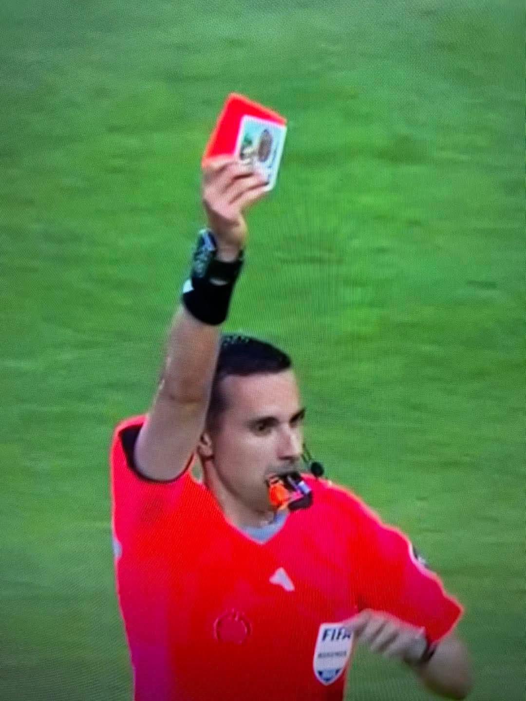 $!El sinaloense César Ramos fue el árbitro central del Boca-Benfica.