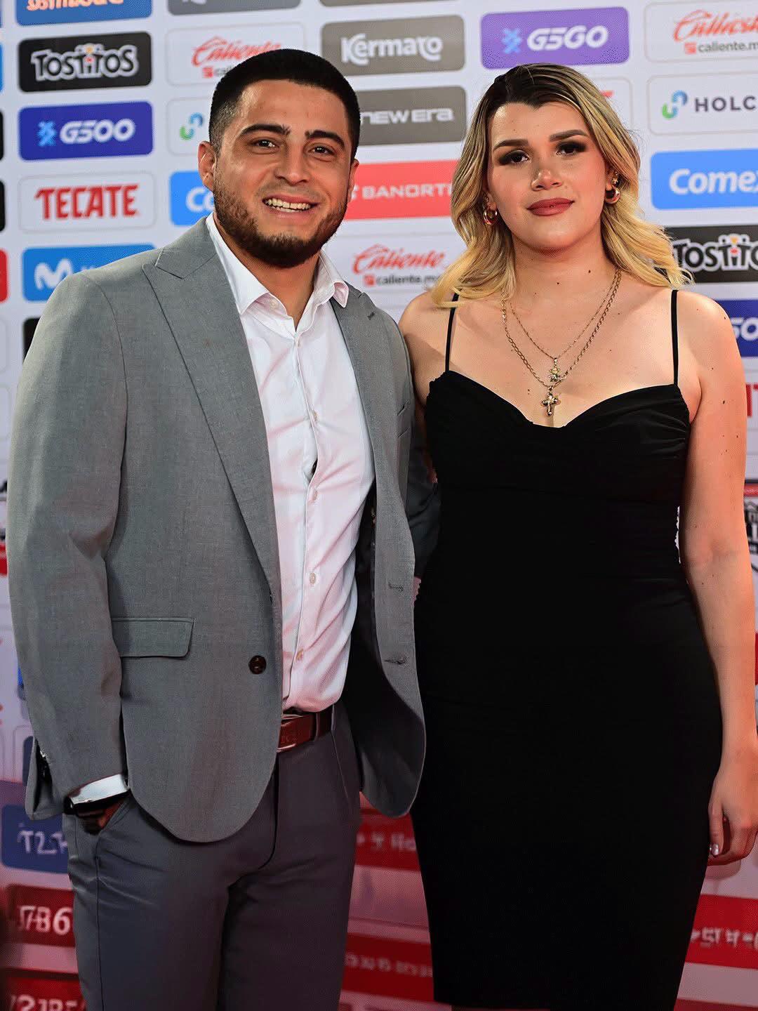 $!Juan Mora recibe Premio a Novato del Año en Gala de LMB