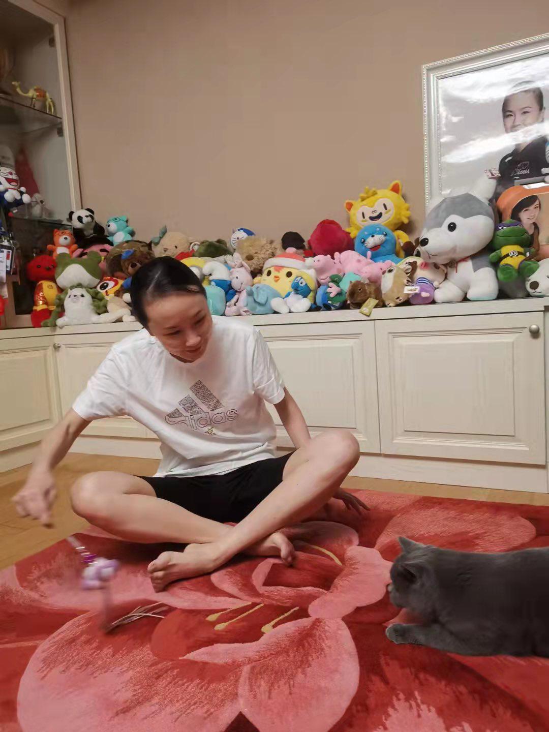 $!Periodistas aseguran que tenista Peng Shuai ‘está en su casa’ y publican fotos suyas