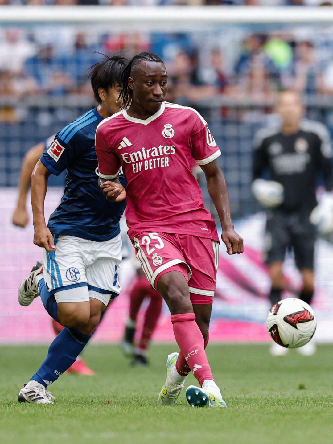 $!Real Madrid y Barcelona cierran la pretemporada con goleadas