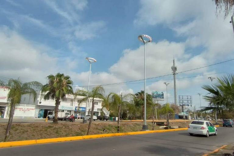 Exhorta Gobernador a ‘El Químico’ iniciar procesos de reclamación a Azteca Lighting por incumplimiento de contrato