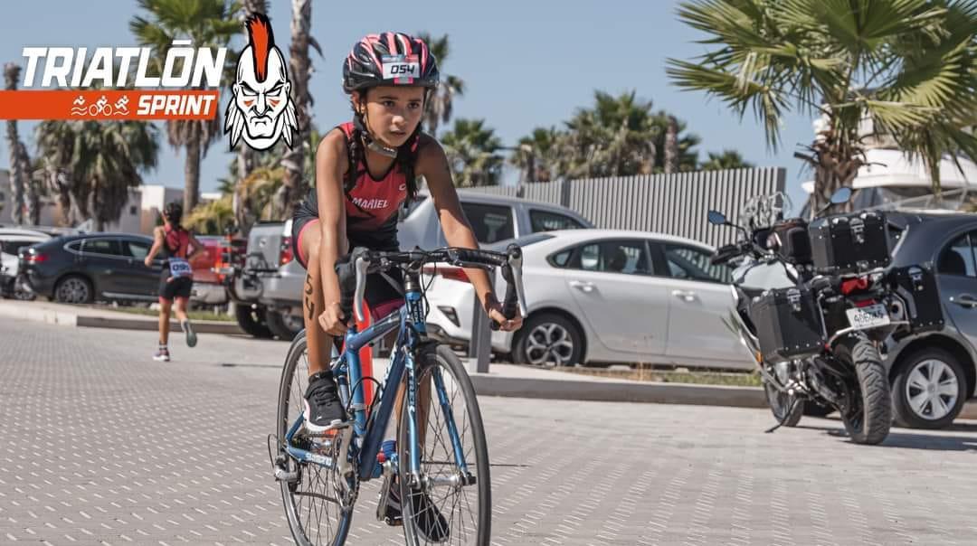 $!Tienen Maniacos gran participación en el Triatlón Colhuacan