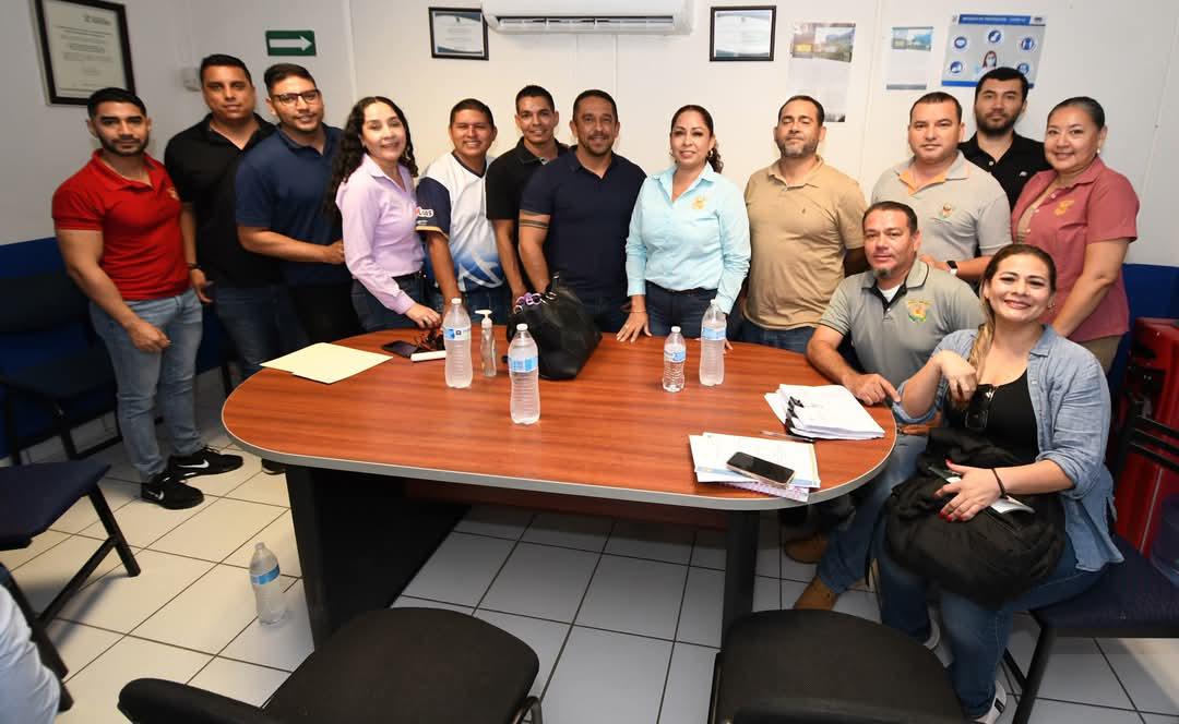 $!Nombran a nueva directora de la preparatoria UAS en Rosario