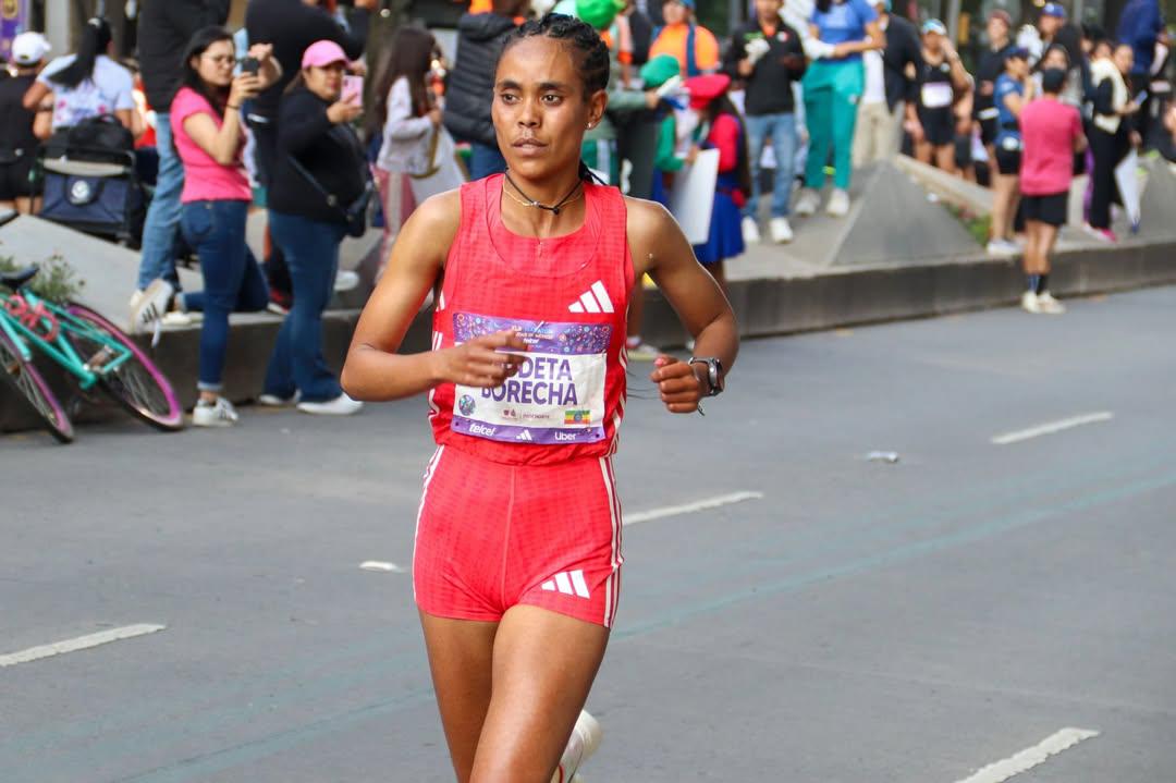 $!Etiopía domina el Maratón CDMX 2025: Bekelech Gudeta y Tadu Abate se coronan en ambas ramas