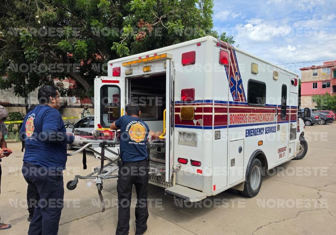 $!Balean a un menor de 13 años en el Infonavit El Conchi, en Mazatlán