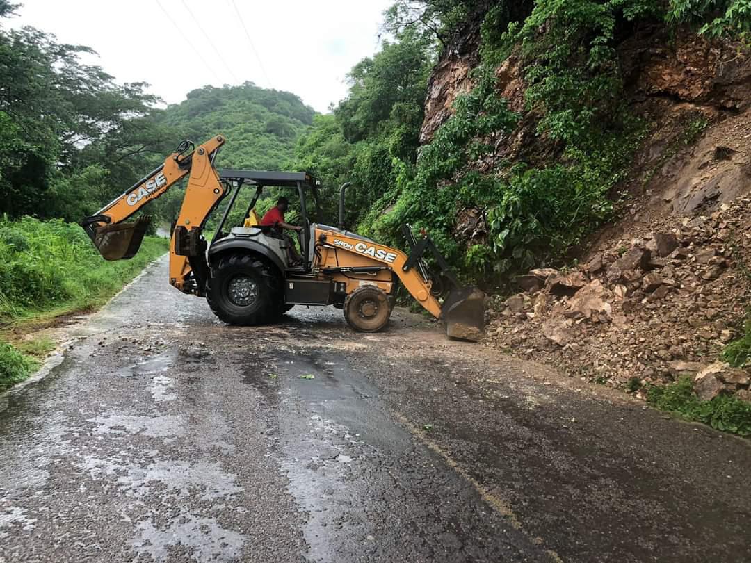 $!Se realizan nuevas evacuaciones por creciente del río Baluarte en Rosario