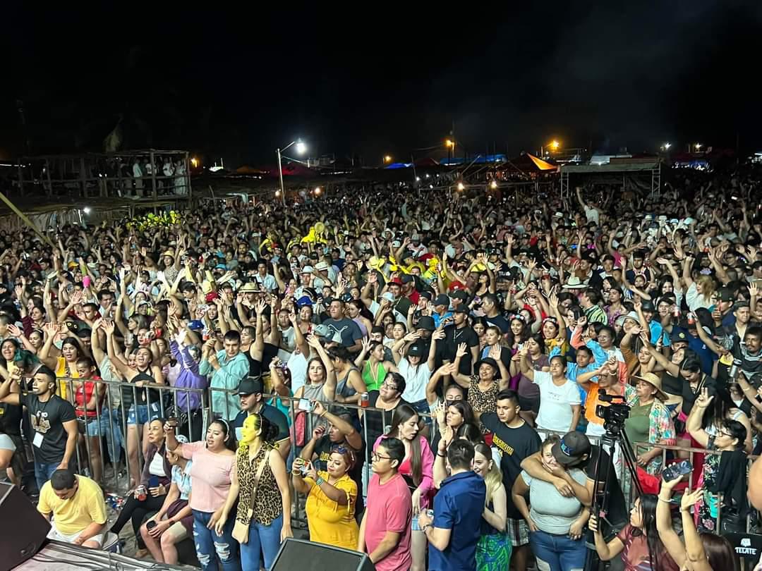 $!Las Fiestas del Mar de las Cabras concluyeron con una fiesta que se prolongó hasta el amanecer