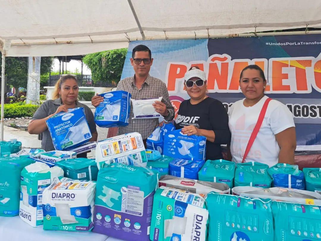 $!Concluye ‘Pañaletón’ con 3,388 apoyos para abuelitos, en Escuinapa