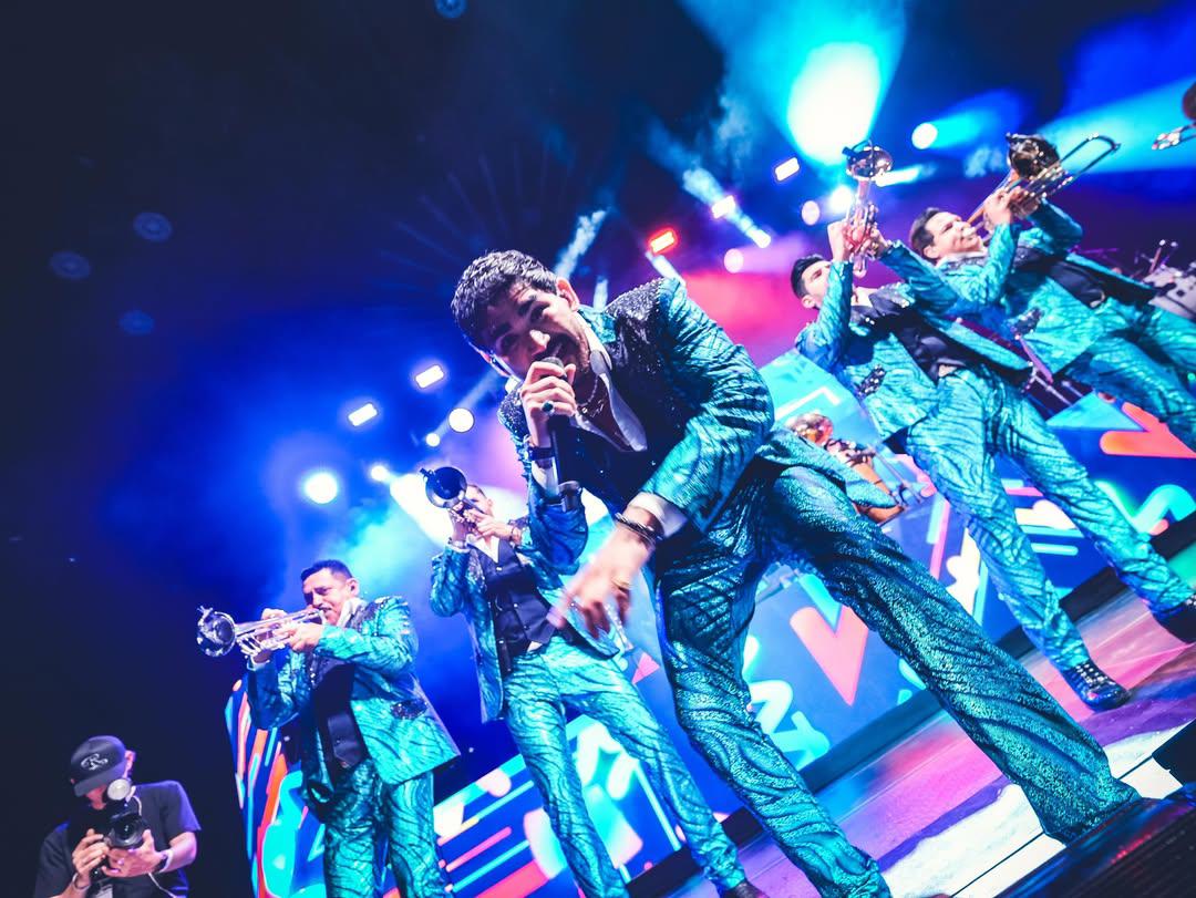 $!La banda deleitó a su público interpretando sus mejores éxitos.