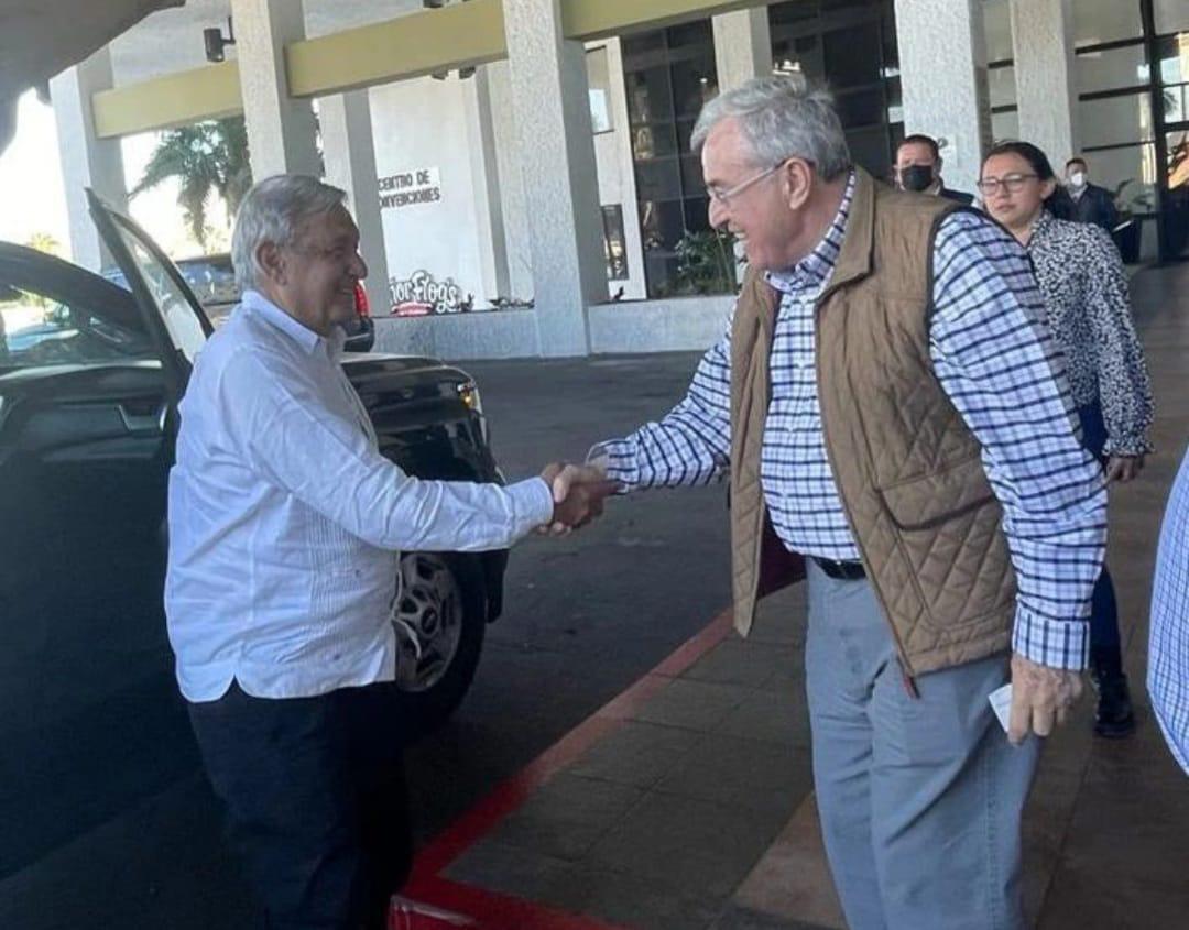 $!AMLO ya está en Mazatlán; descartan que vaya al Carnaval