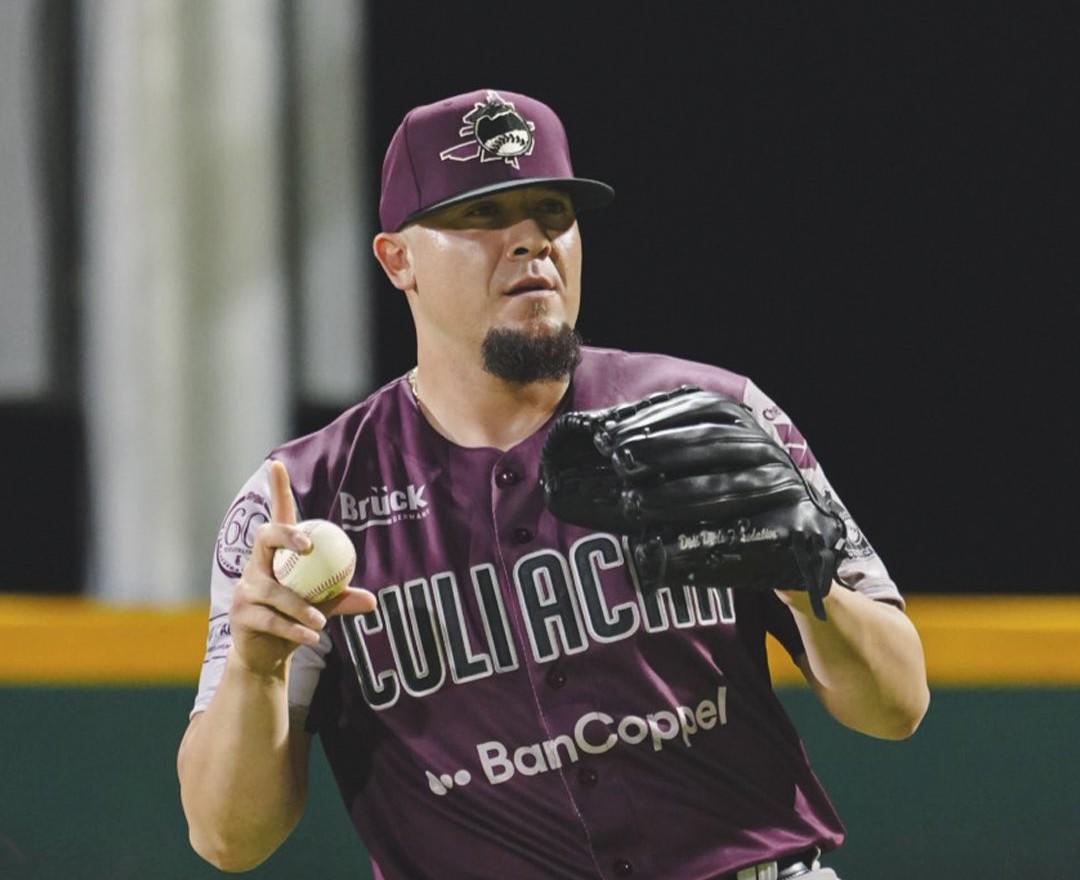 $!Tomateros no puede mantener la ventaja e inicia serie en Nayarit con derrota ante Jaguares