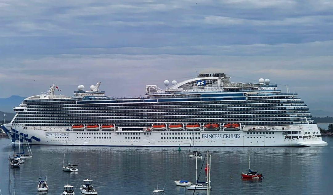 $!Trae crucero Royal Princess intensa jornada turística a Mazatlán