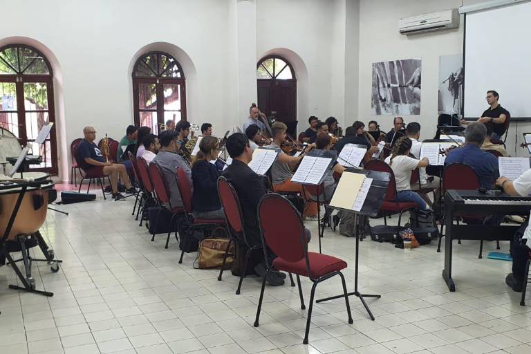 La ópera ‘Le Villi’ será un gran éxito, augura el maestro Sergio Freeman