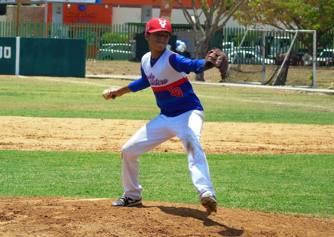 $!Liga Quintero-Mazatlán cae apretadamente ante SLP en el Mazatlán Baseball Tournament