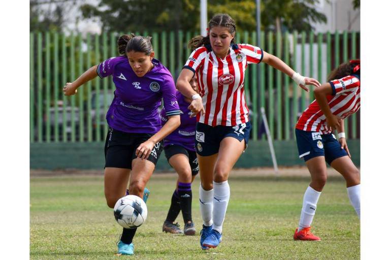 Cañoneritas son goleadas por Chivas en la Unidad Juárez
