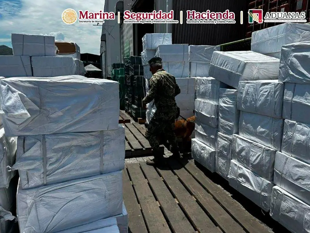 $!Aseguran más de 8 millones de cigarrillos presuntamente apócrifos en Manzanillo