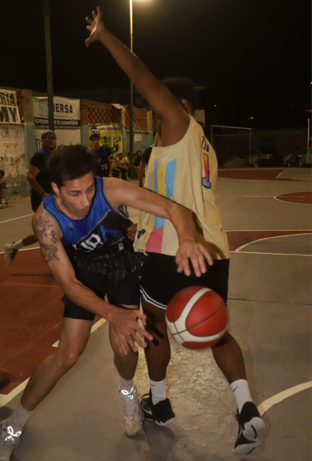 $!Rafart deja en el camino a Liras Gráfico en Torneo de Baloncesto Municipal