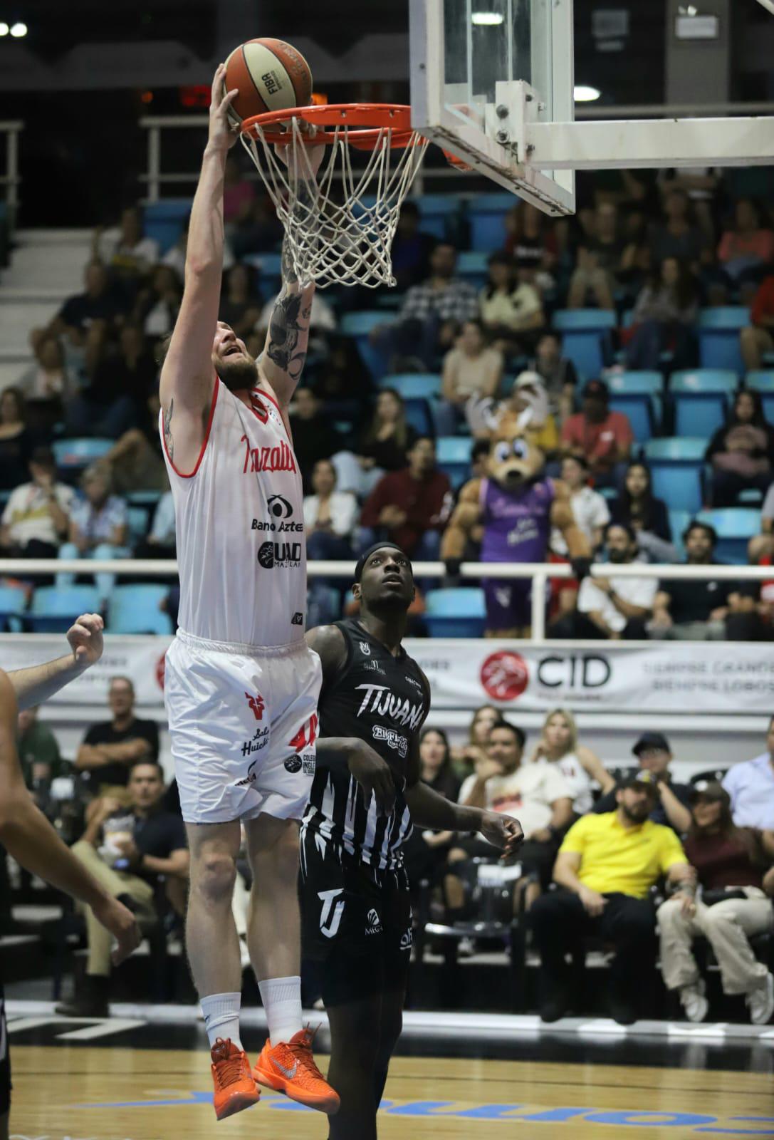 $!Venados Basketball sufre otra vez en casa y Zonkeys se lleva la serie