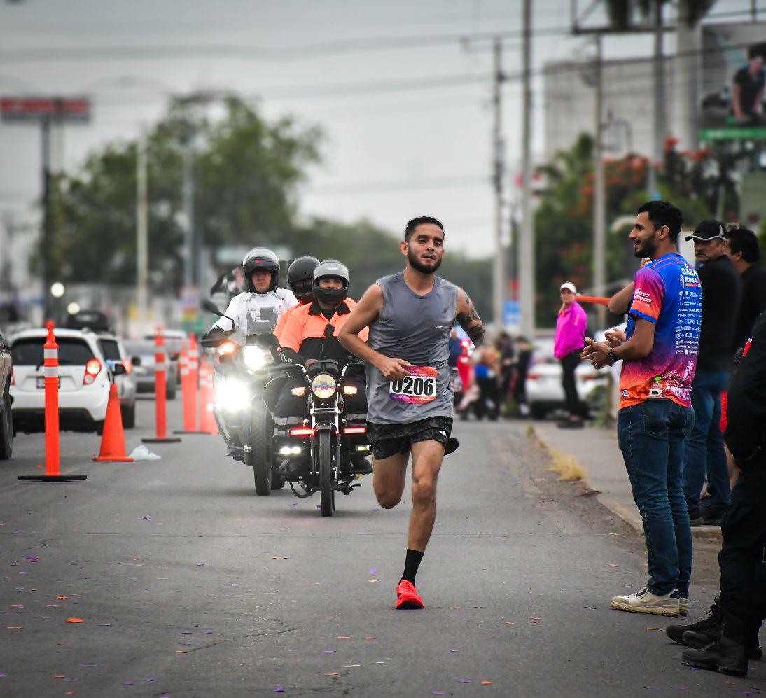 $!Dominio keniano marca el paso en el Medio Maratón Fetasa ‘Pasos de Acero’ 2026