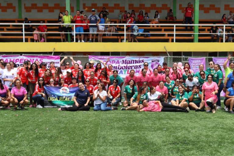 Jugarán mamás futbolistas por una bolsa de 70 mil pesos, en Mazatlán