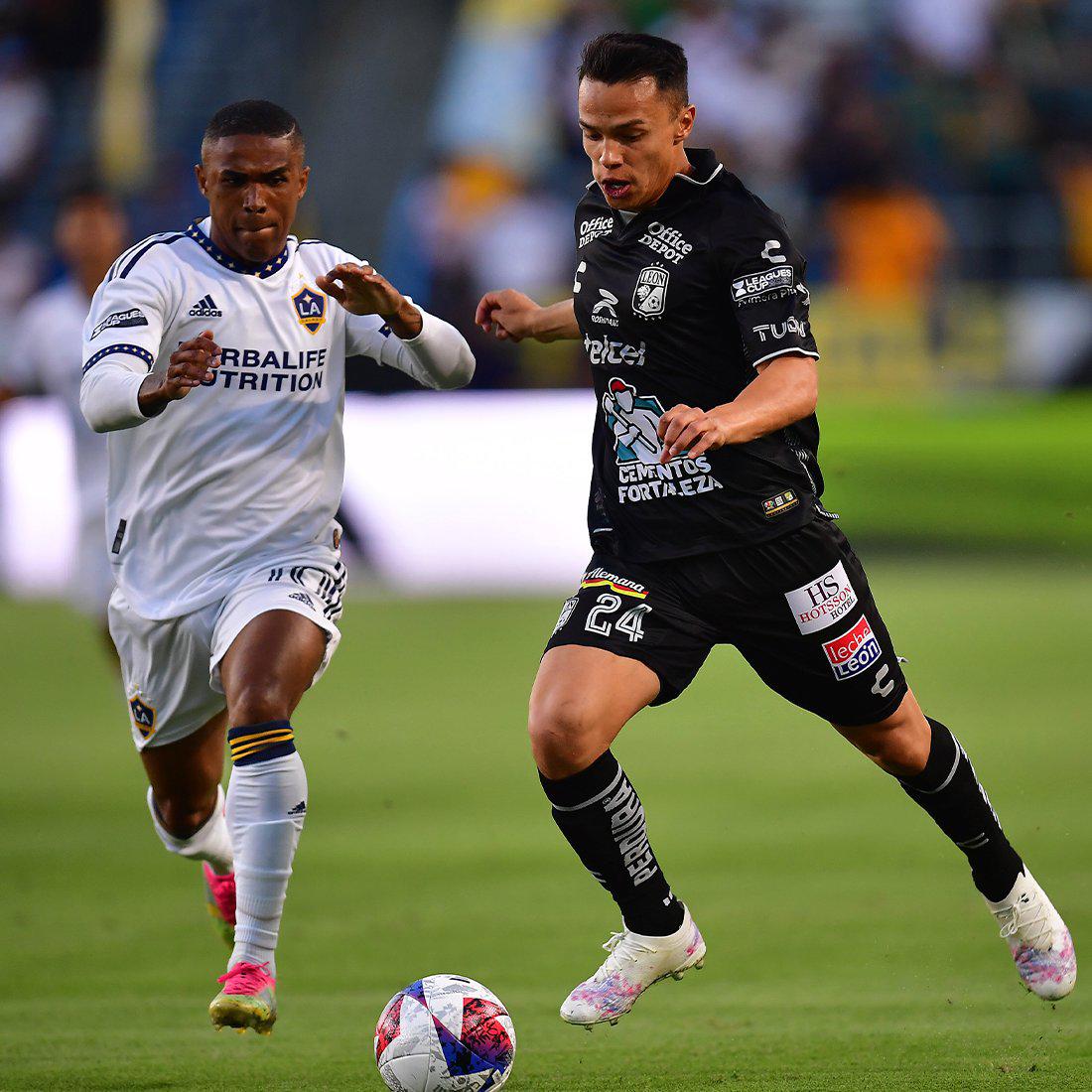 $!León vence al Galaxy y avanza de ronda