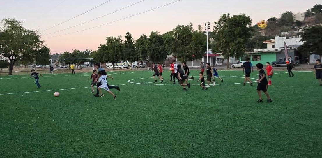 $!Canchas del bulevar Agricultores transforman la vida comunitaria en Culiacán