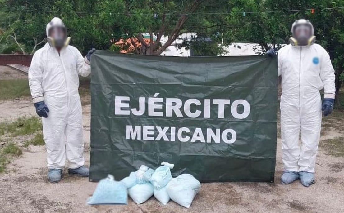 $!Ejército asegura fentanilo y cocaína en Huixiopa, Badiraguato