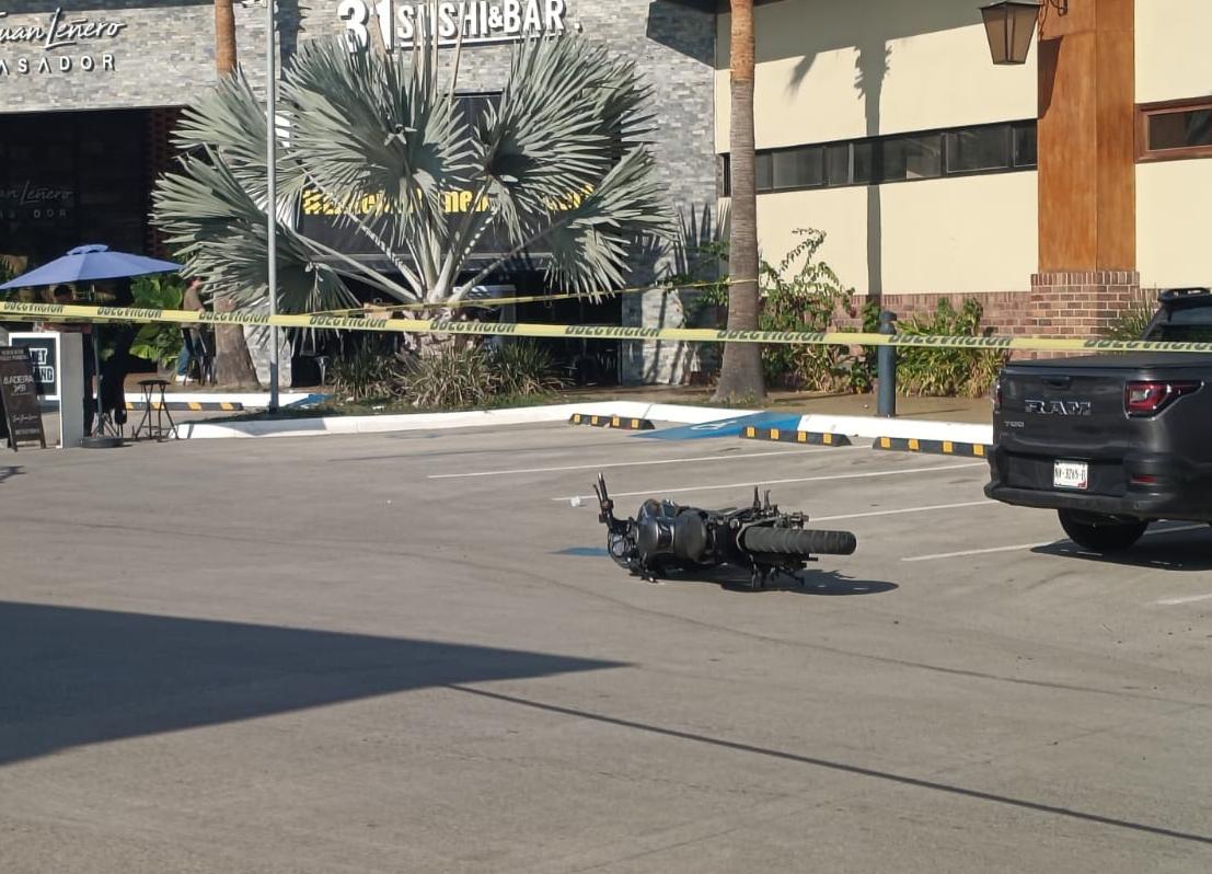 $!Reportan disparos y movilización policiaca en la Marina, en Mazatlán