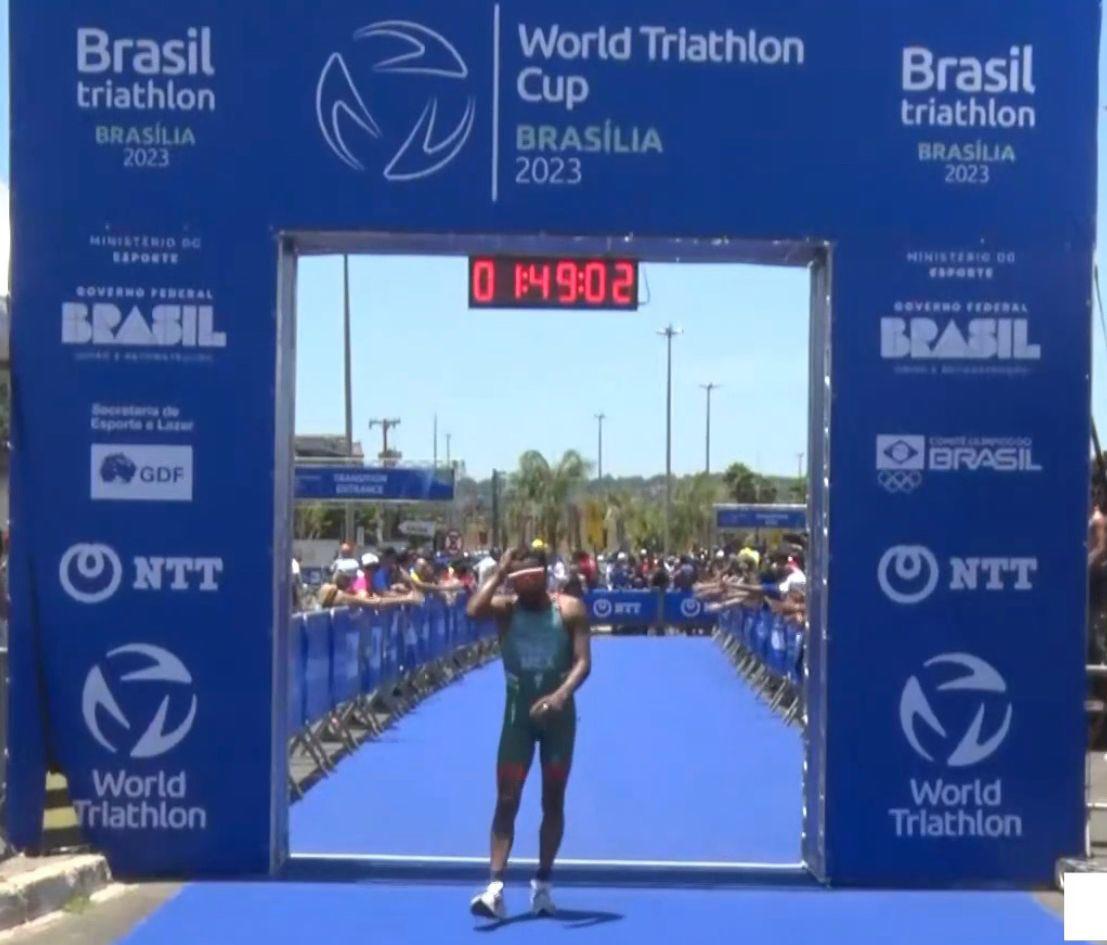$!Rosa María Tapia se cuelga el bronce en Copa del Mundo de Triatlón