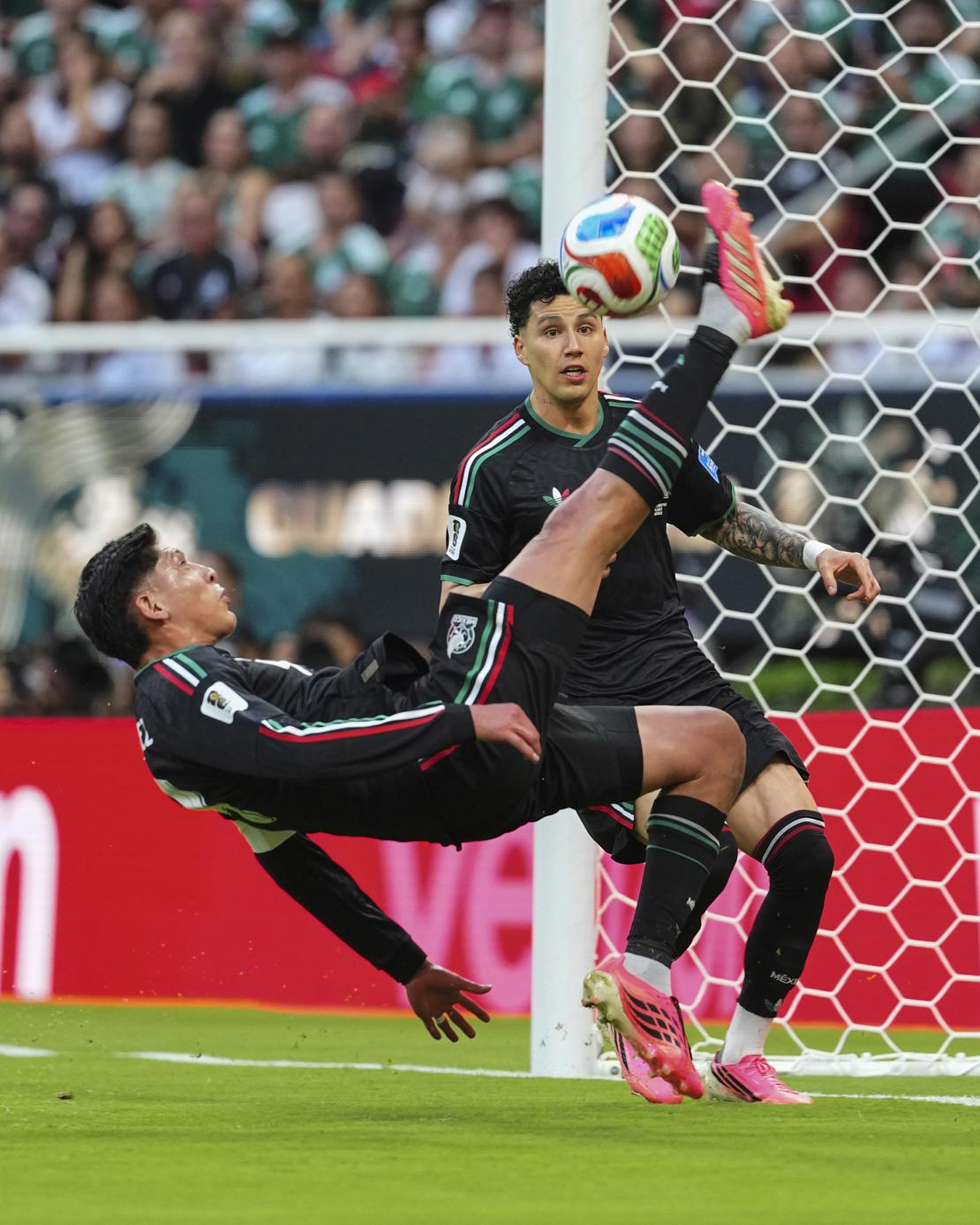 $!Sinaloense Luis Romo clasifica a México a los dieciseisavos de final del Mundial 2026 tras vencer a Corea del Sur