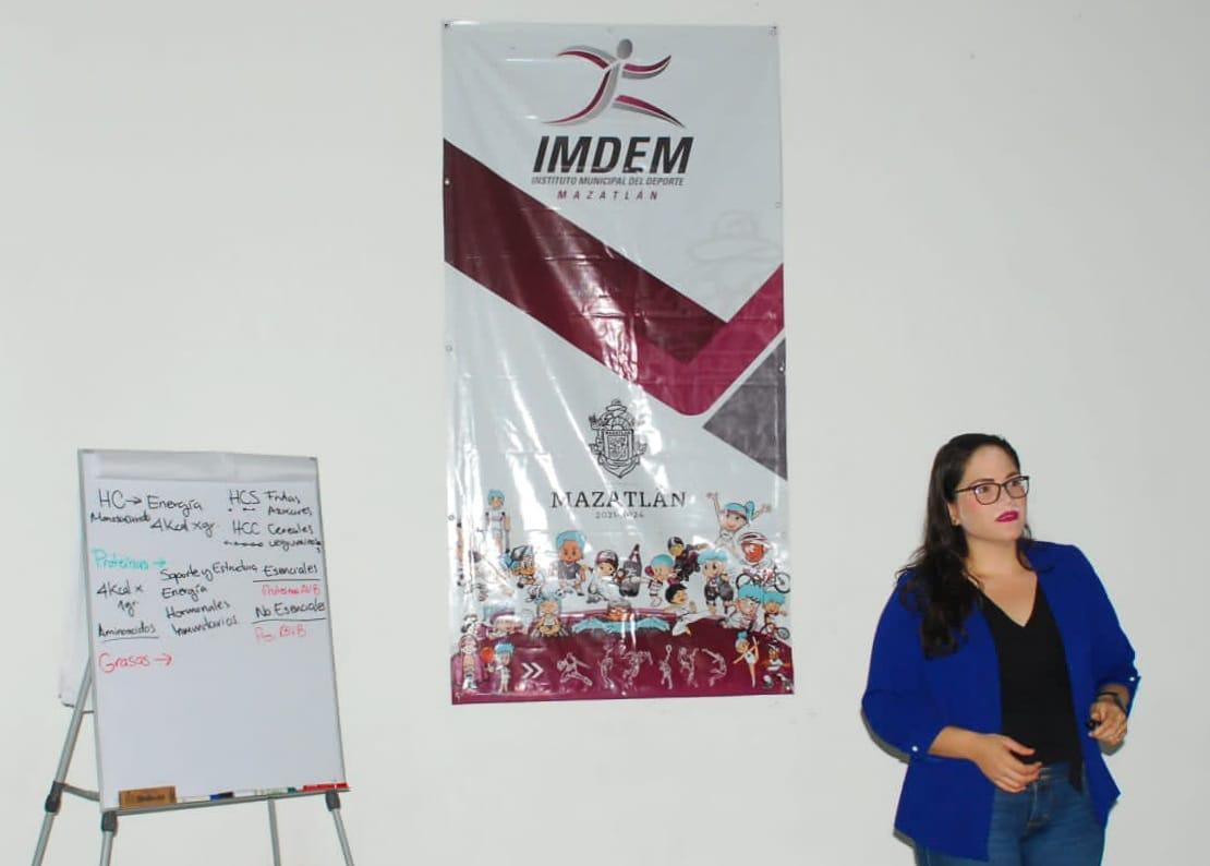 $!Aprenden sobre proteínas y grasas, en el Curso de Nutrición para entrenadores