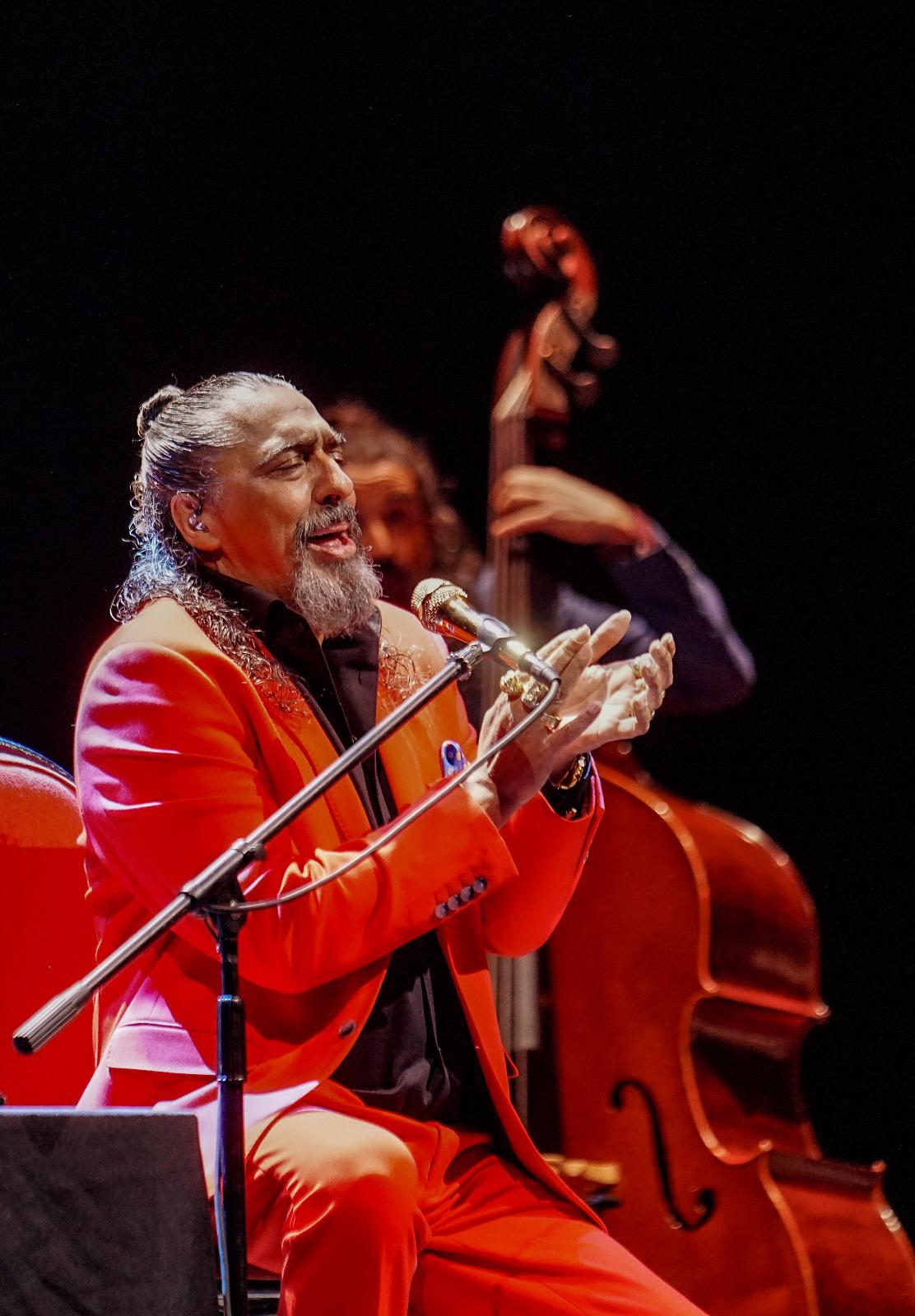 $!Melodías latinas, flamencas y boleros fueron las que se dejaron escuchar en la velada.