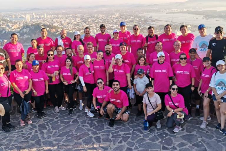 Celebran con un desayuno el Día del Ingeniero en Mazatlán