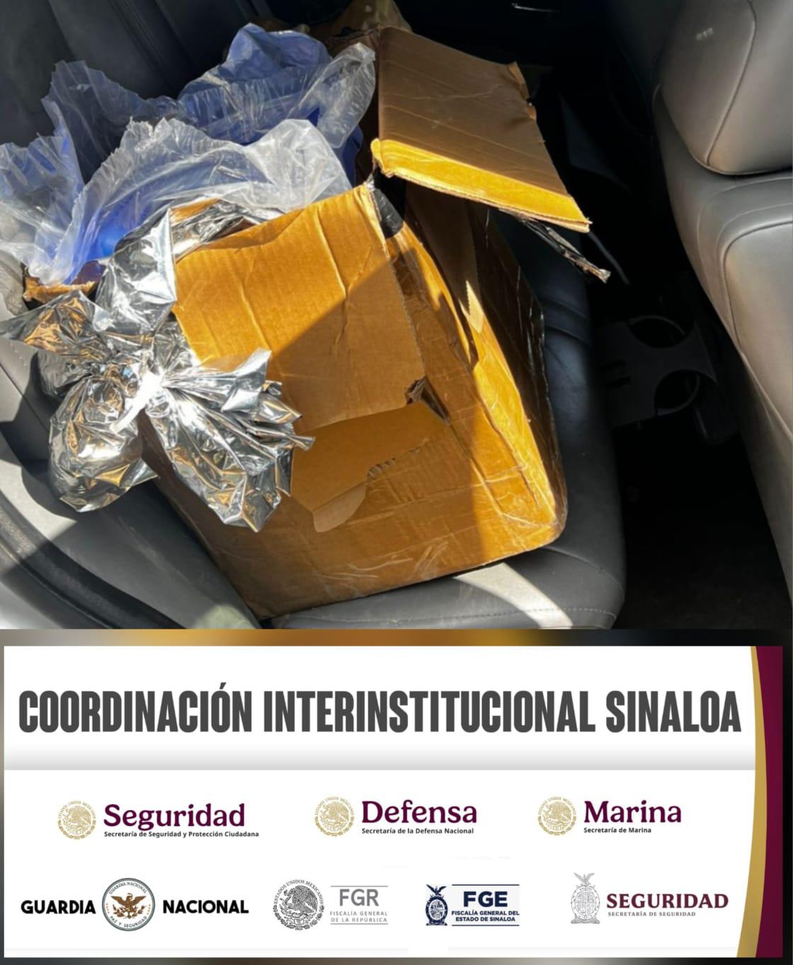 $!Ejército asegura vehículos con precursores químicos en operativo en Cosalá