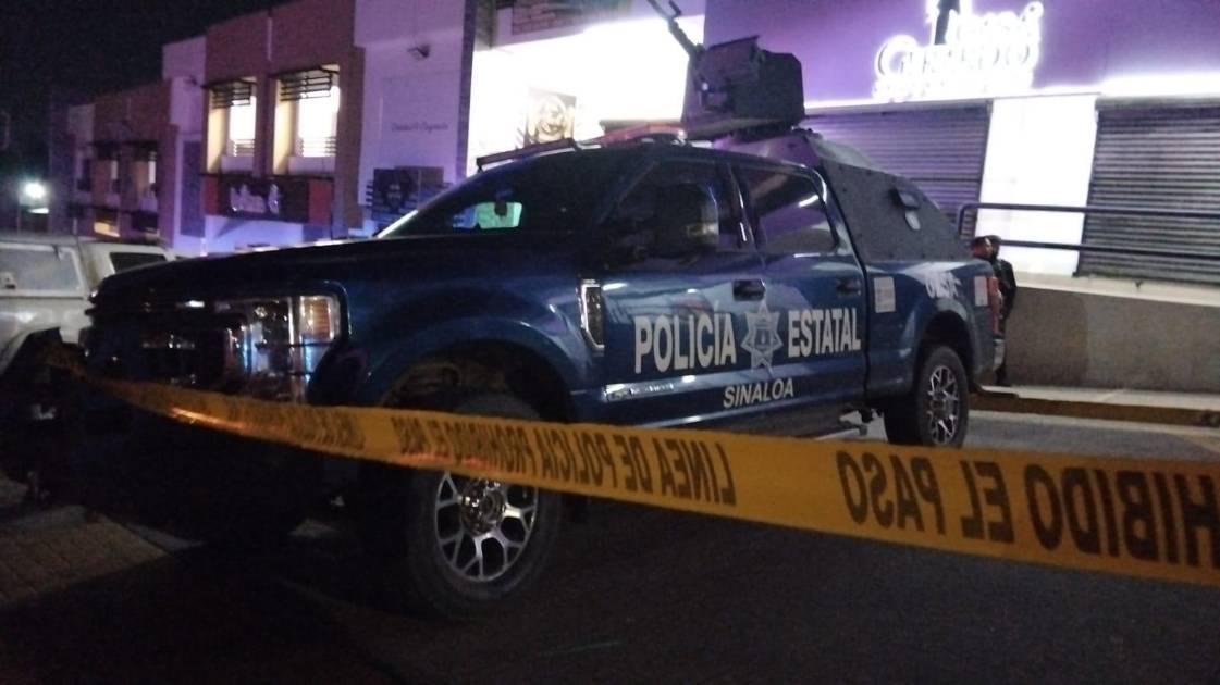 Ataque a balazos deja un muerto y dos heridos en una plaza comercial en ...