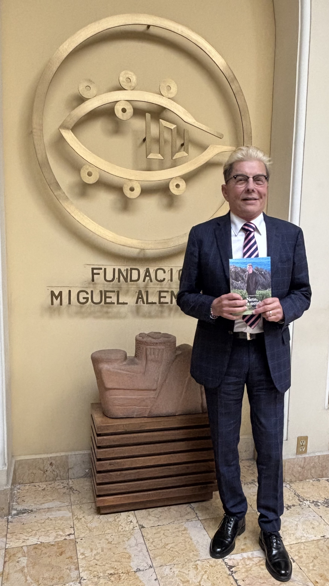 $!Ernesto Coppel Kelly